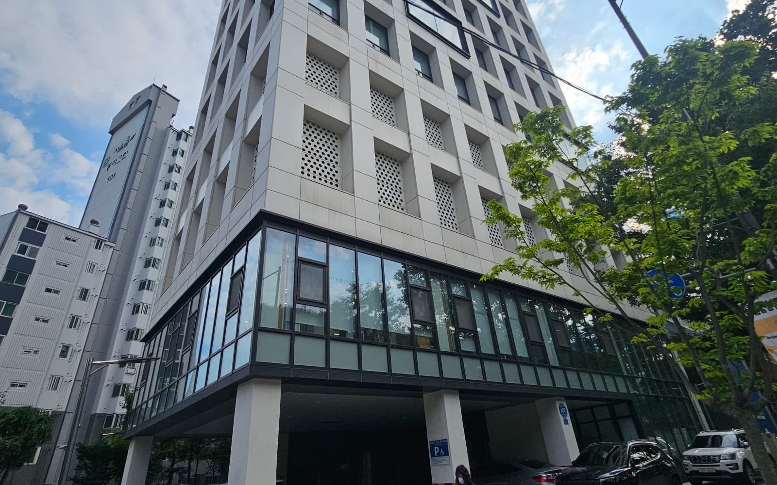 방이동 수익형 건물